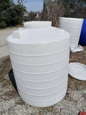 PT-1000L塑料储罐 性能优势与应用领域全解析